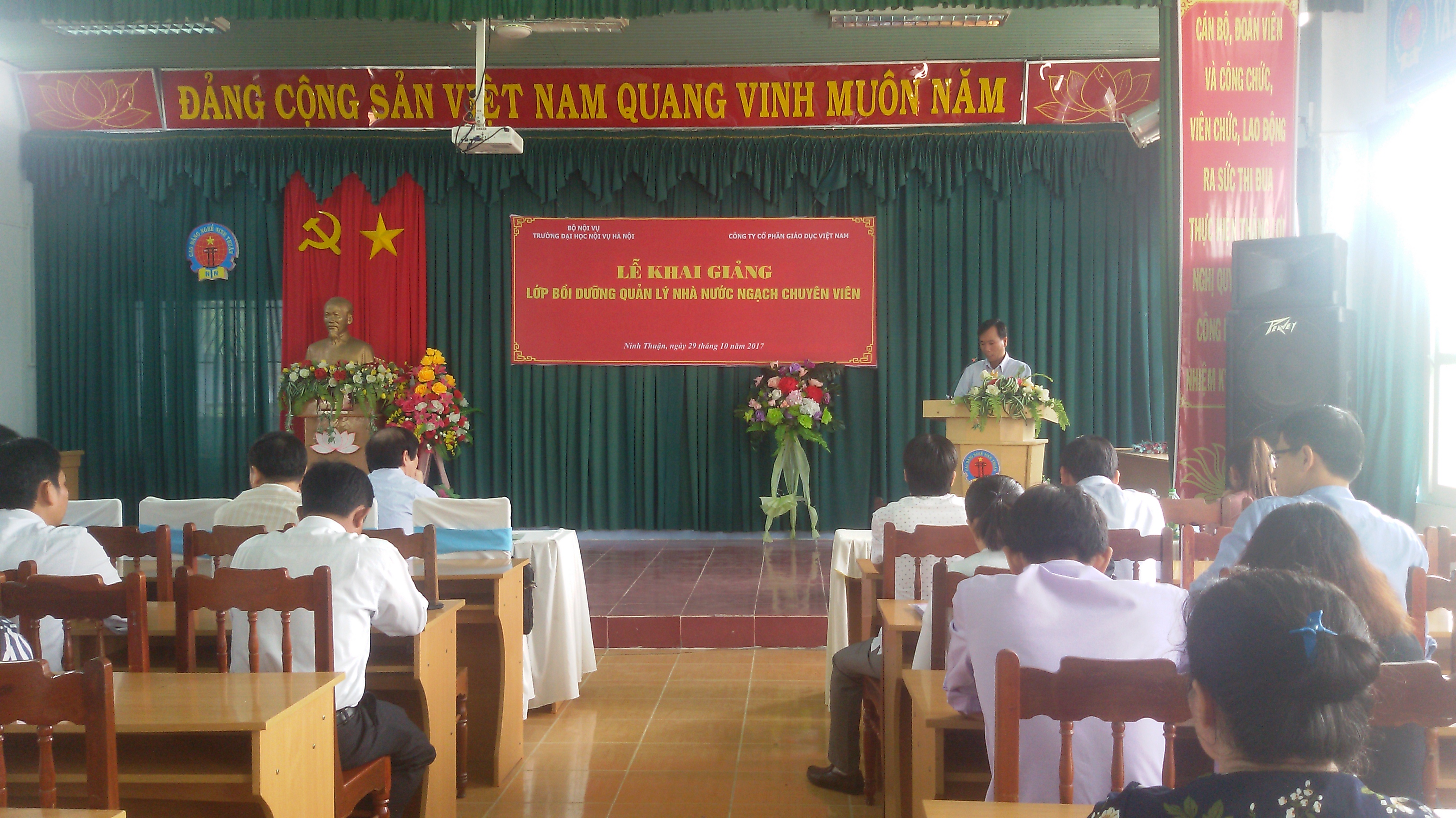 lớp quản lý nhà nước Ninh Thuận